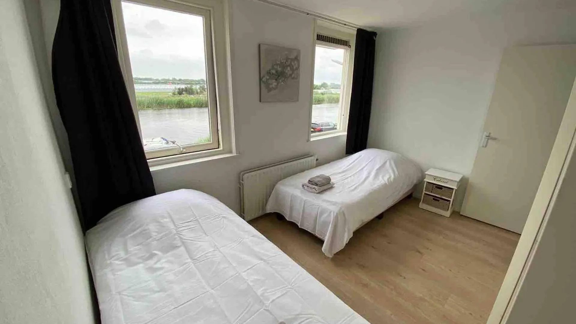 Nice Spacious House Near Amsterdam And Schiphol Zwanenburg 0*,  Netherlands